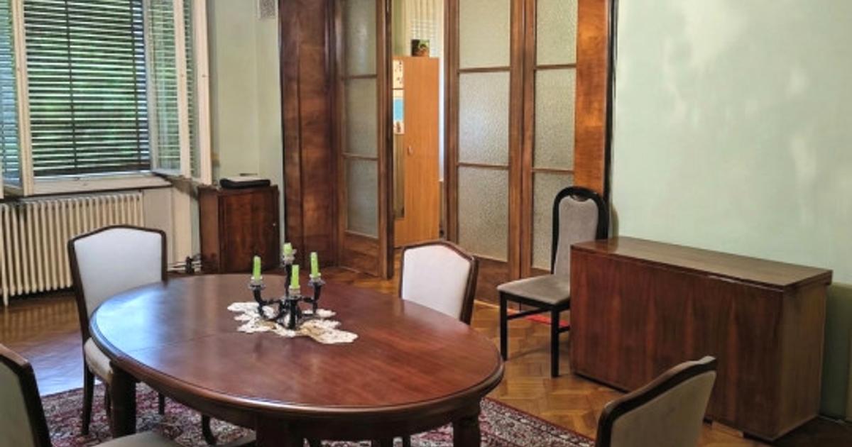 Oportunitate rara: Apartament in vila interbelica, zona Emil Racovita