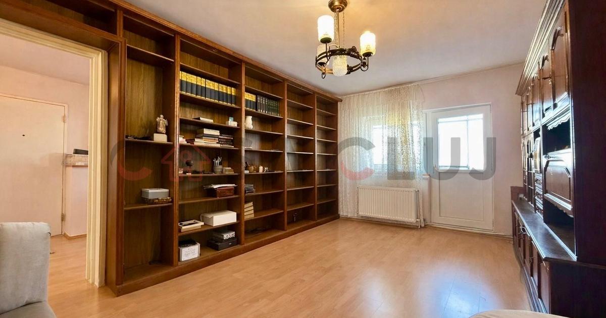 4 camere, etaj intermediar, garaj individual, zona Louis Pasteur, Zorilor