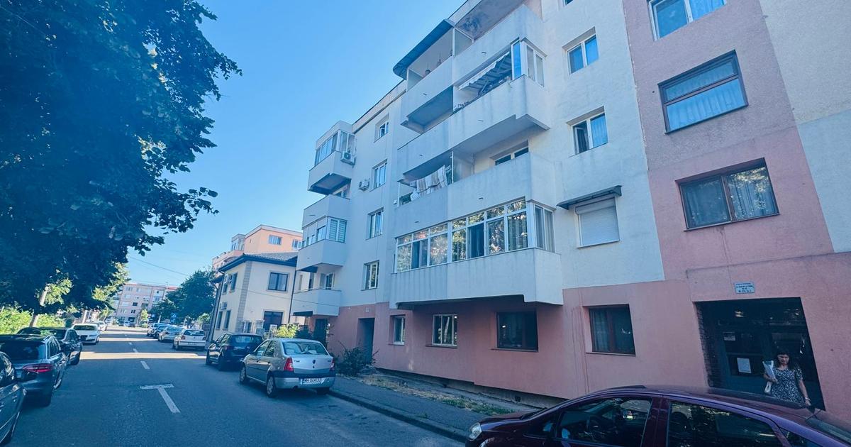 APARTAMENT 3 CAMERE DECOMANDAT | 63 MP UTILI | 2 TERASE | ZONA HOTEL TRAIAN