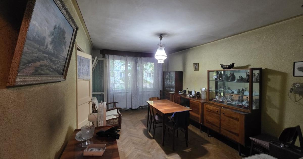 Vând apartament 2 camere semidecomandat