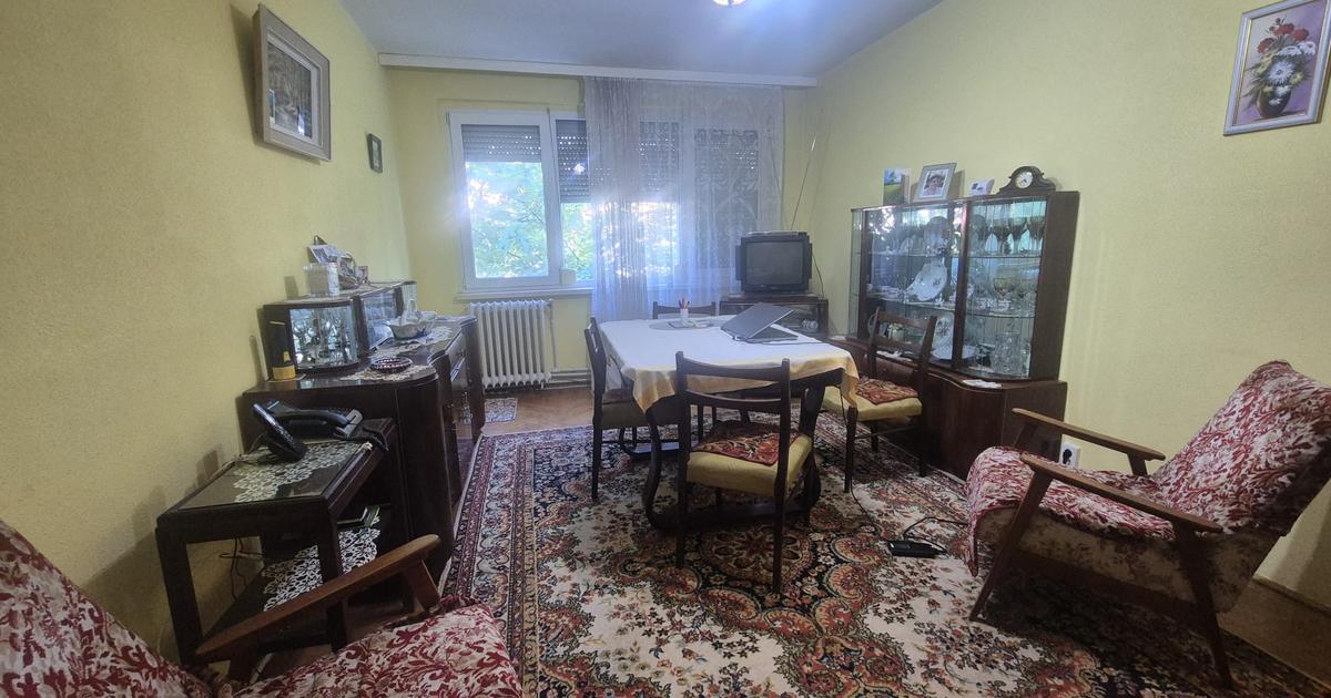 Apartament 3 Camere Micro 16 - Etaj 3, Centrală Proprie & Izolat