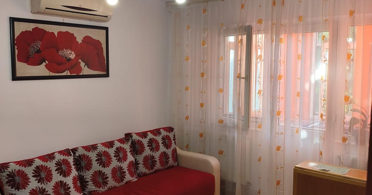 Apartament cu 2 camere, etaj 1/4, zona Alexandru cel Bun