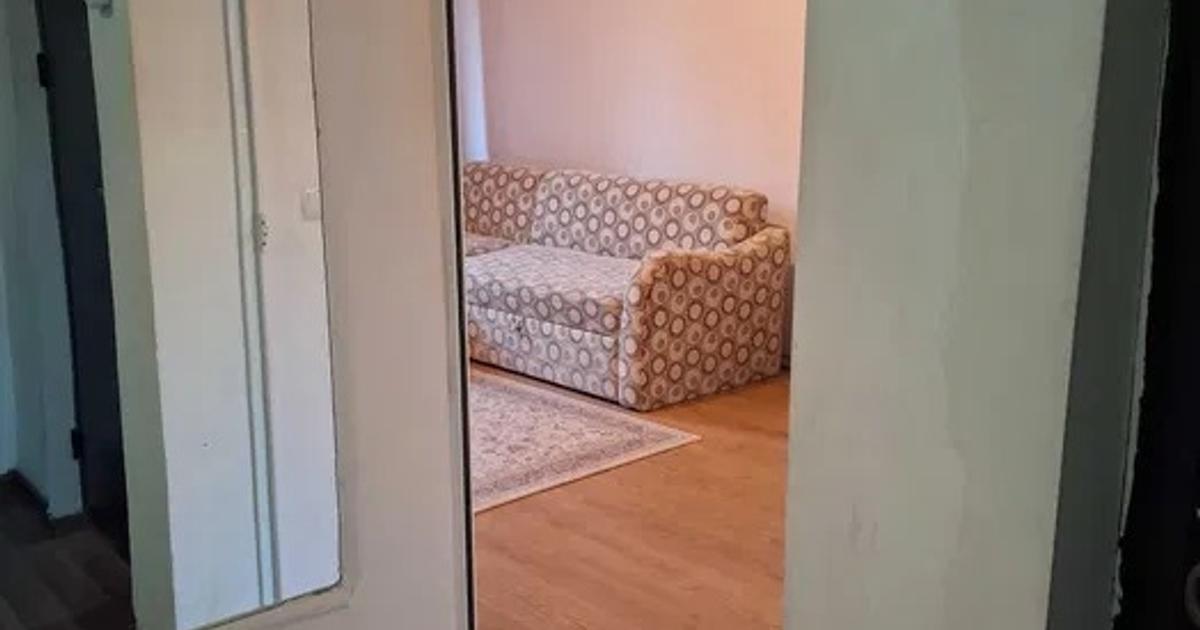 Apartament de 2 camere decomandat, etaj 2/4, zona Dacia