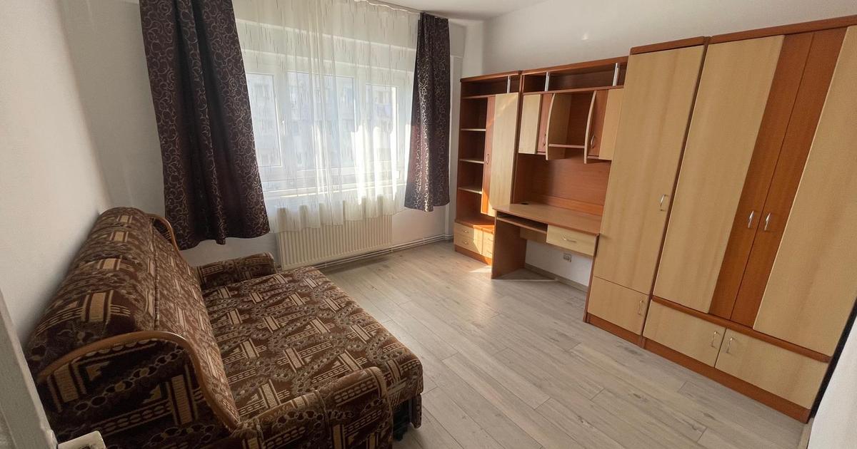 Apartament cu 3 camere decomandat, etaj 7/10, zona Mircea cel Batran