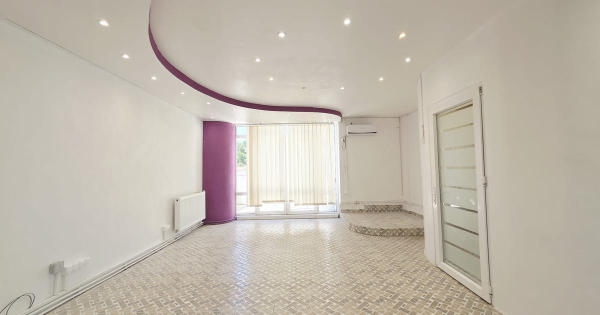 Spații comerciale și birouri de închiriat Strada Basarabiei, Galați