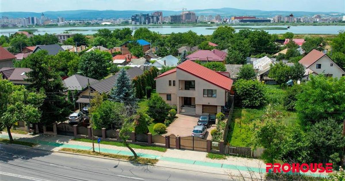 Casa exclusivista - complet mobilata si utilata - la doar 2,7 km de centrul oras