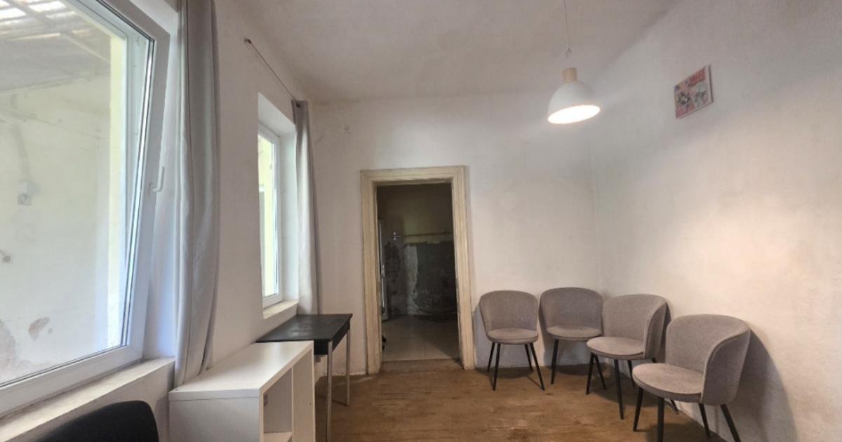 Casa individuala de inchiriat | Zona Functionarilor | Teren 380 mp