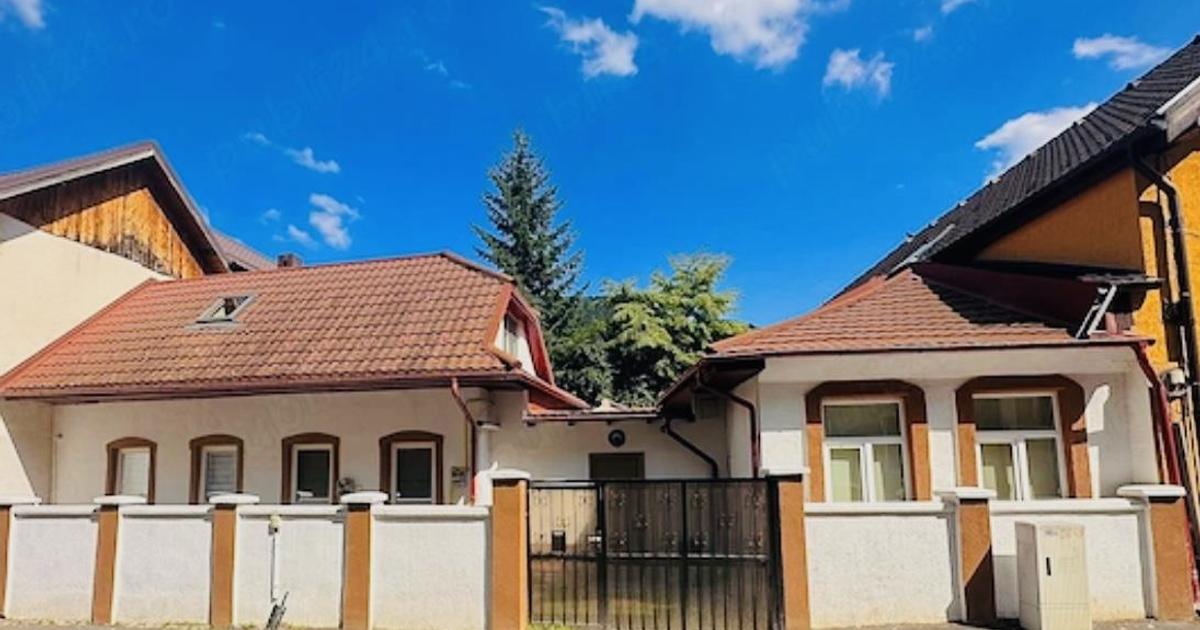 Casă 4 camere curte individuala | Zona Schei | Panorama superba