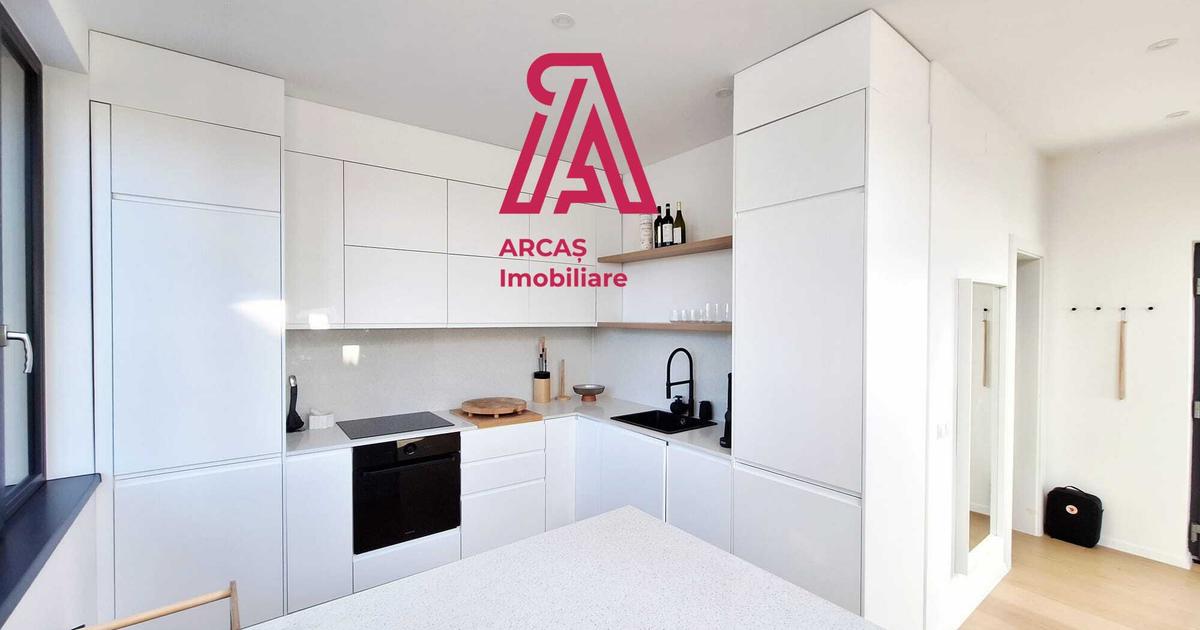 Refugiul Tau Exclusiv: Vila Moderna de Inchiriat cu Panorama!