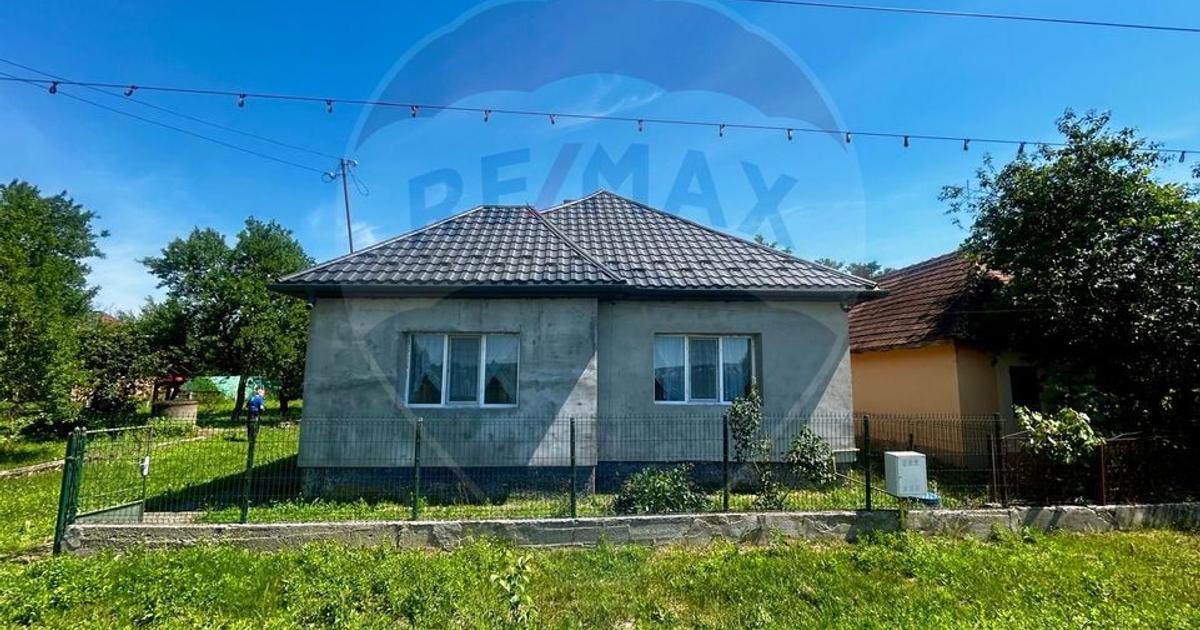 Gospodarie moderna completa de vanzare in Aciua, jud. Satu Mare