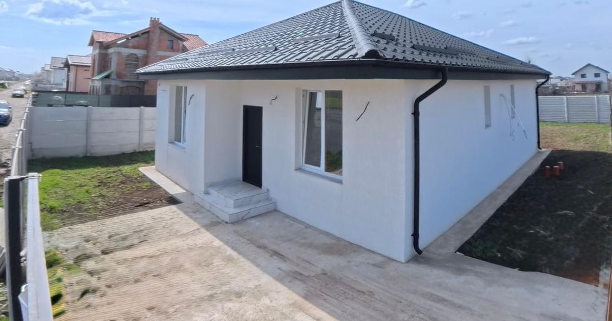 Casa 4 camere, 2 bai, 106 mp utili, Teren 430 mp, Berceni Str Fluturilor