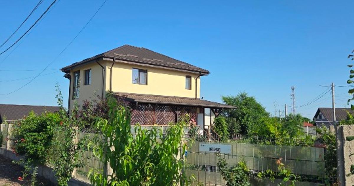 Casa 2021 de vanzare in zona rezidentiala