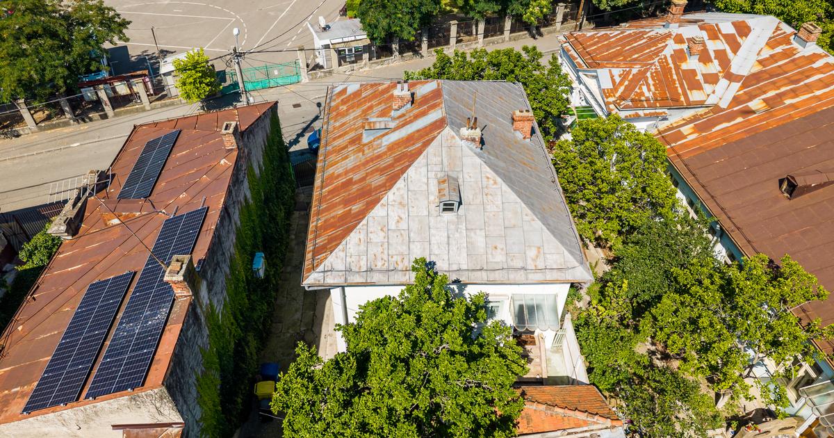 Crisului, casa boiereasca si teren de 800 mp
