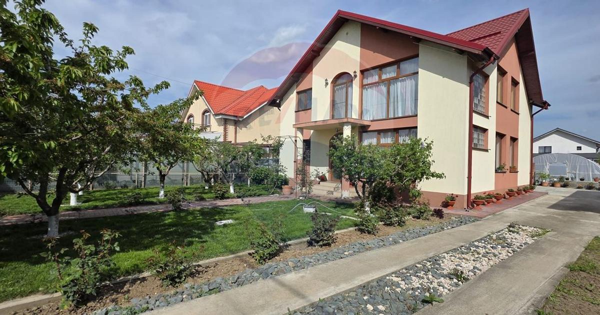 Casa 6 camere de vanzare Darza - Crevedia 260 mp utili 735 mp teren