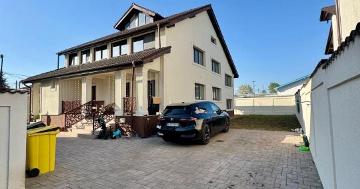 PROPRIETAR | Vila la 900m de Bucuresti | 405 mp | 630 mp | Fundeni Dobroesti