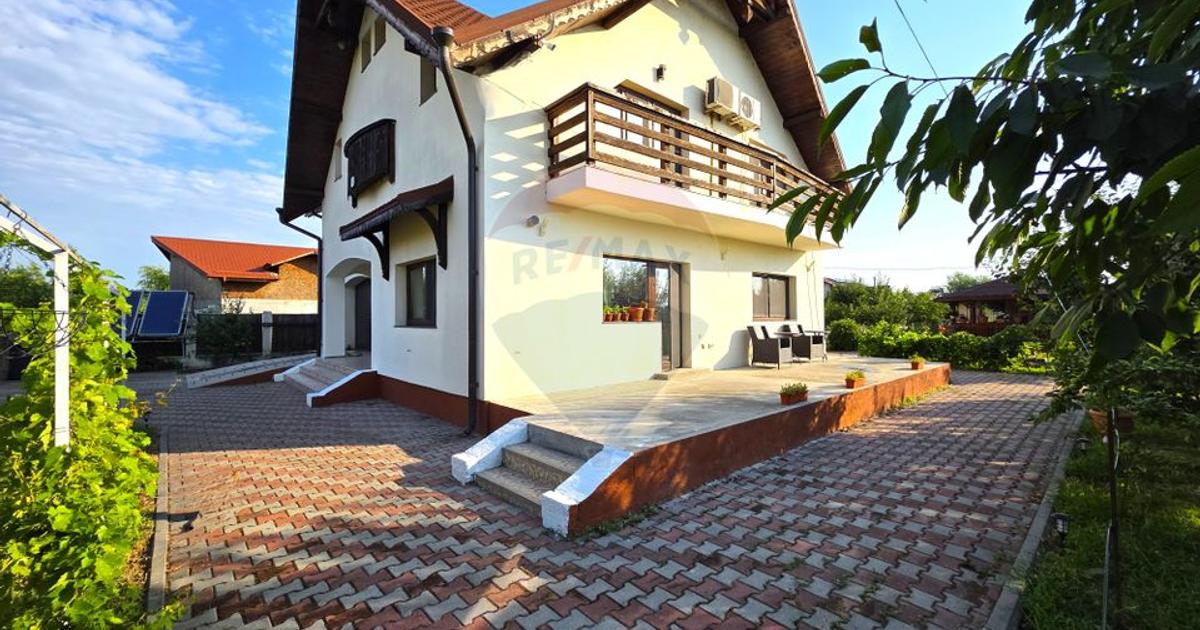 Casă / Vilă cu 4 camere de vânzare Spataru jud.Buzau