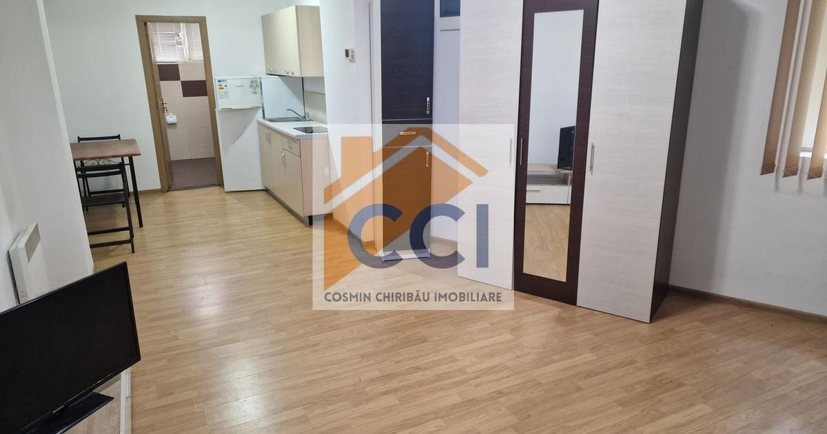 Garsonieră open-space de închiriat