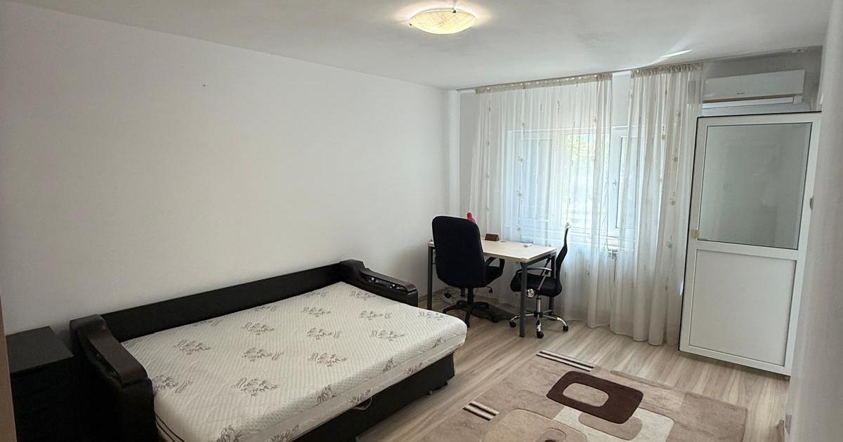 1 camera Decomandat- etaj 1 - Pacurari Canta- liber- 75000 euro