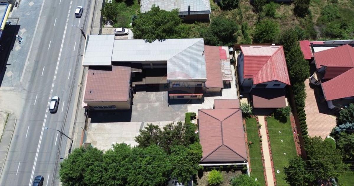 Proprietate comercială cu 14 camere | Restaurant | Teren 1238mp,Galați