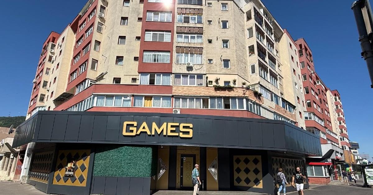 Proprietar INCHIRIEZ spatiu COMERCIAL 110 mp – zona JUDETEAN