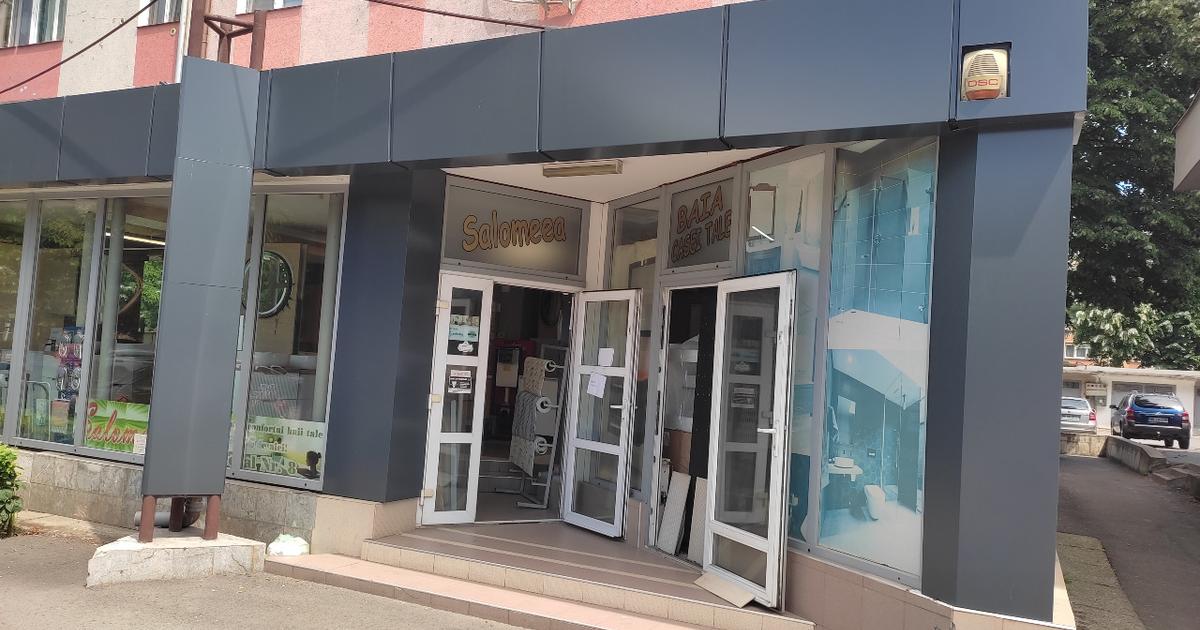 Spatiu comercial de Vanzare cu Vad