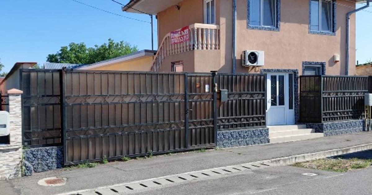 Vand hala pentru depozit ,spatiu de productie +birouri