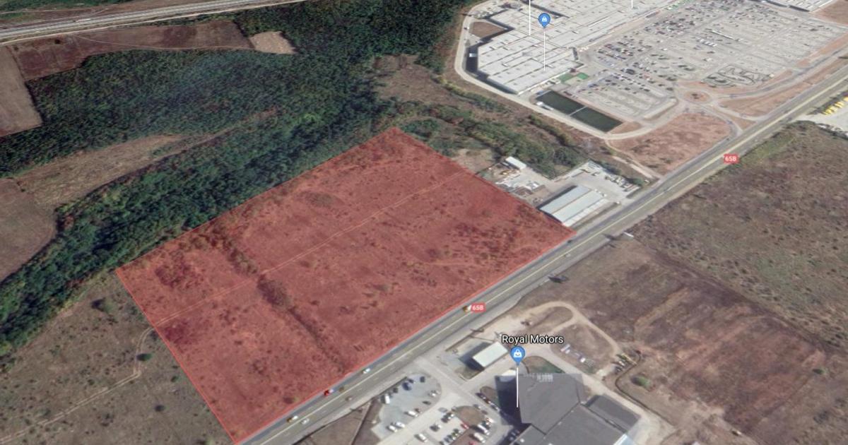 Teren in zona comerciala | Vama Pitesti |  S: 50.000 mp | Deschidere 270m | Auto