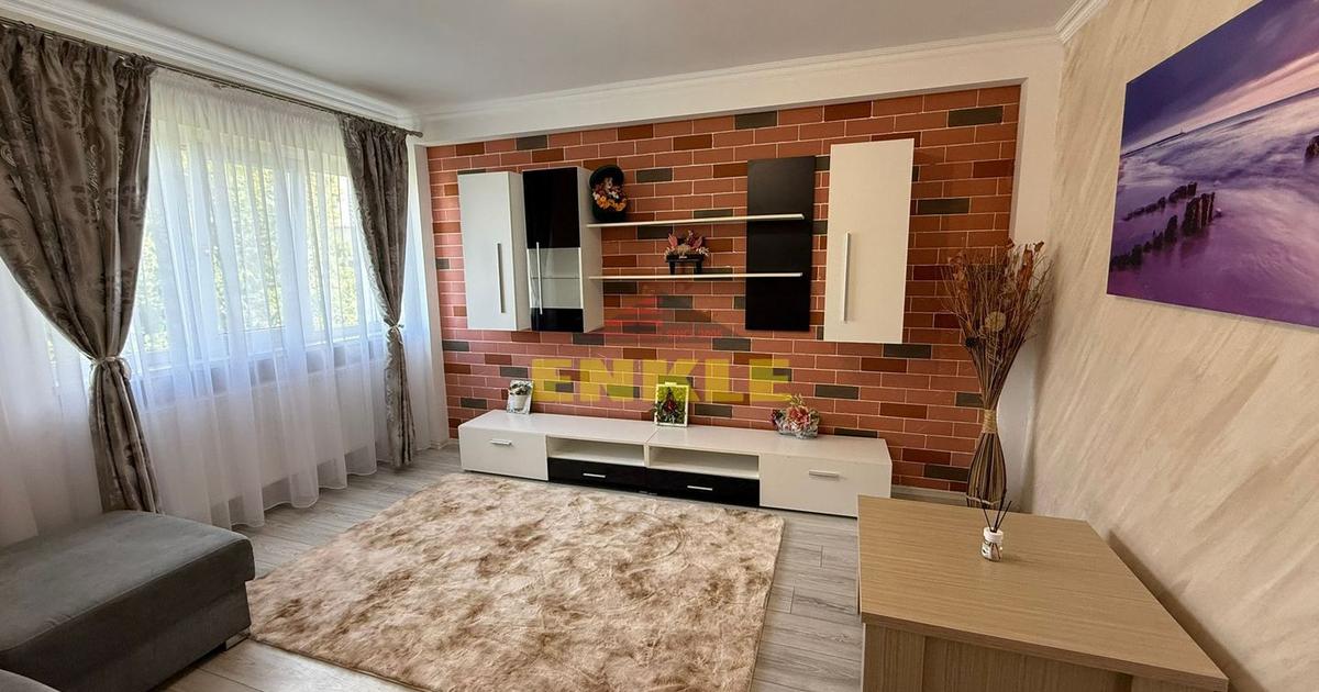 De inchiriat apartament cu 3 camere, zona Unirii.