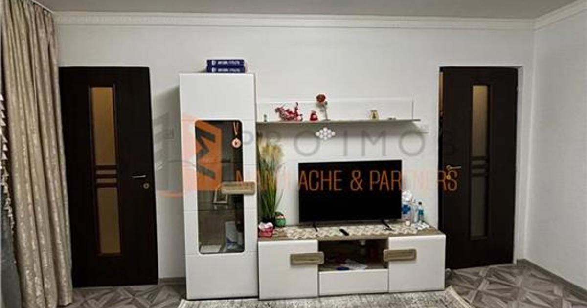 Apartament 2 camere cf 2 semidecomandat zona Micro 14