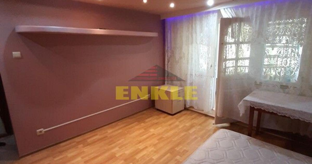 De vânzare – Apartament 2 camere + mansardă, zona Primăverii
