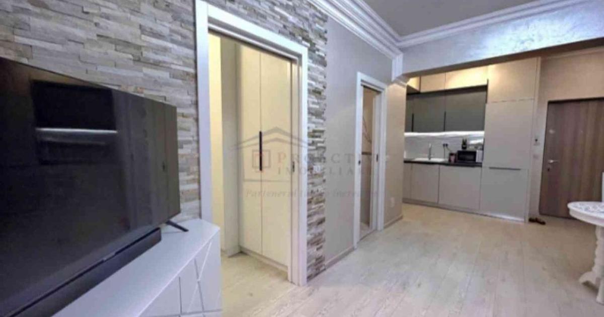 Vand apartament cu 2 camere obcini