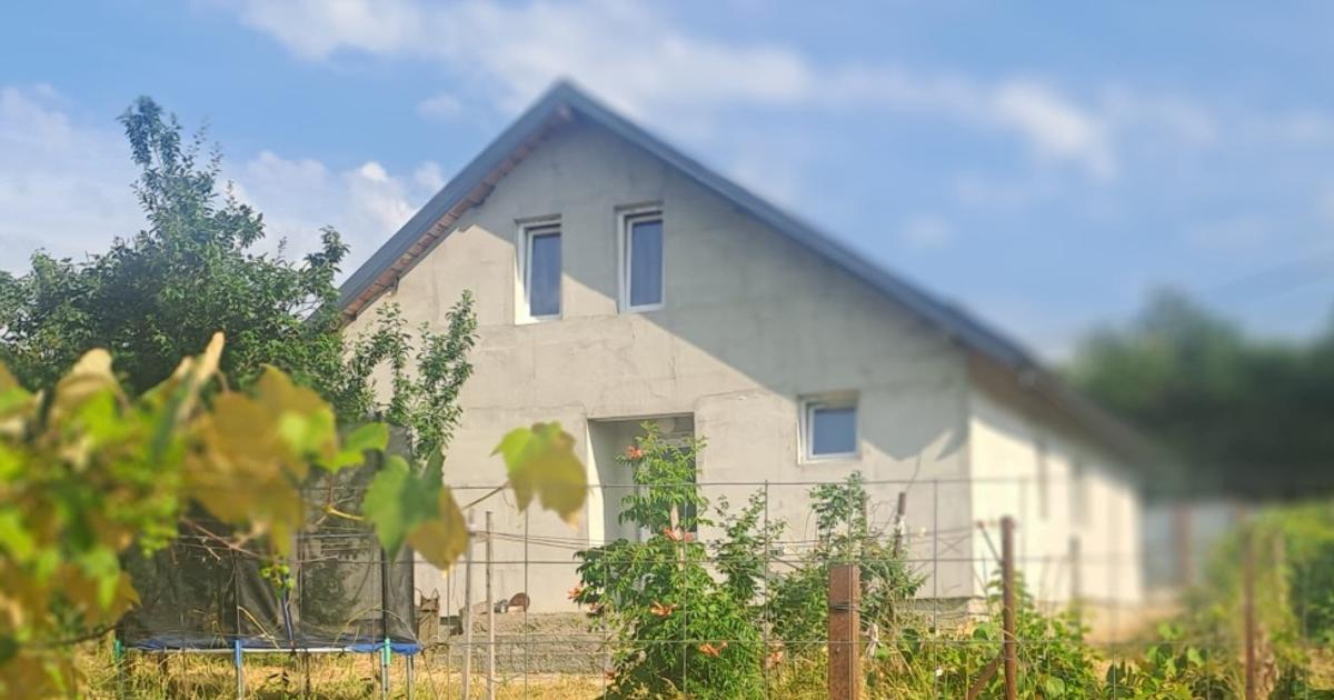 Casa de vanzare cu teren de 800 m2
