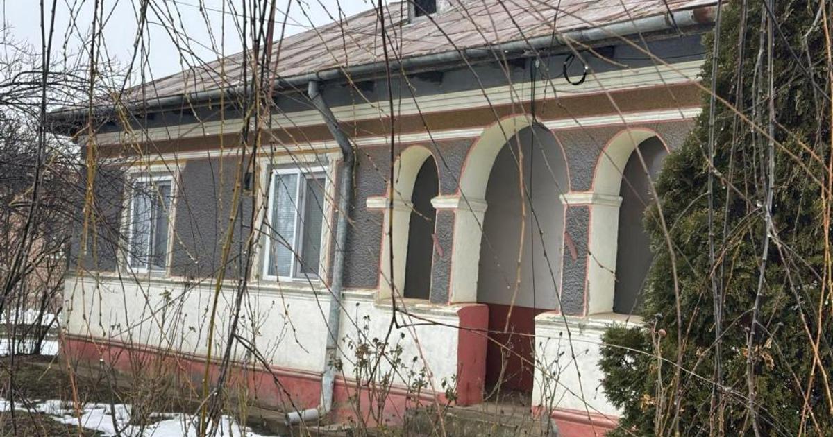 Casa 2 cam si dependinte in Jud Ialomita Grabovi