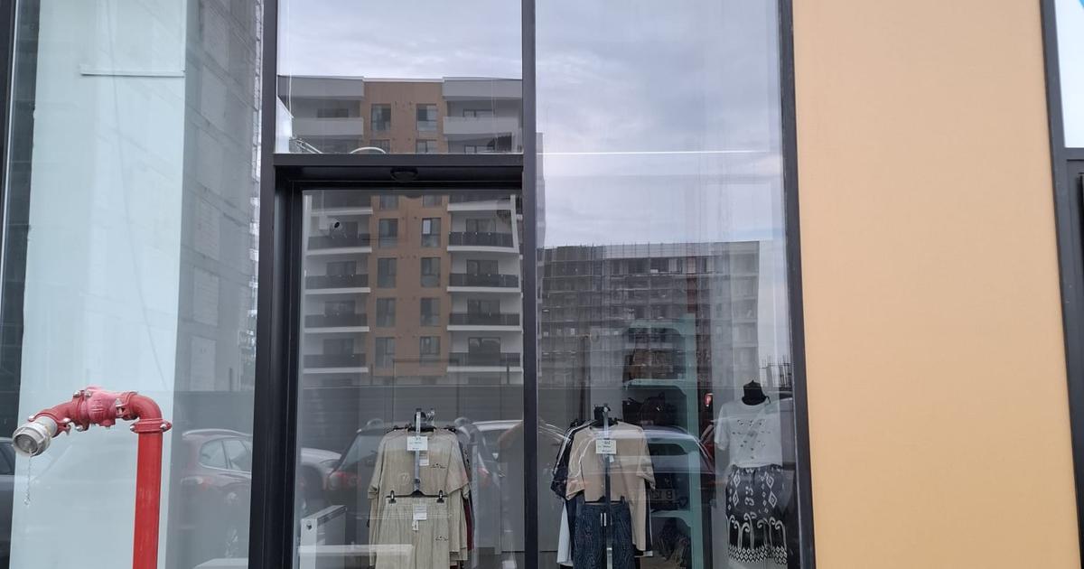 Statiu Comercial APOLLO PASARELA