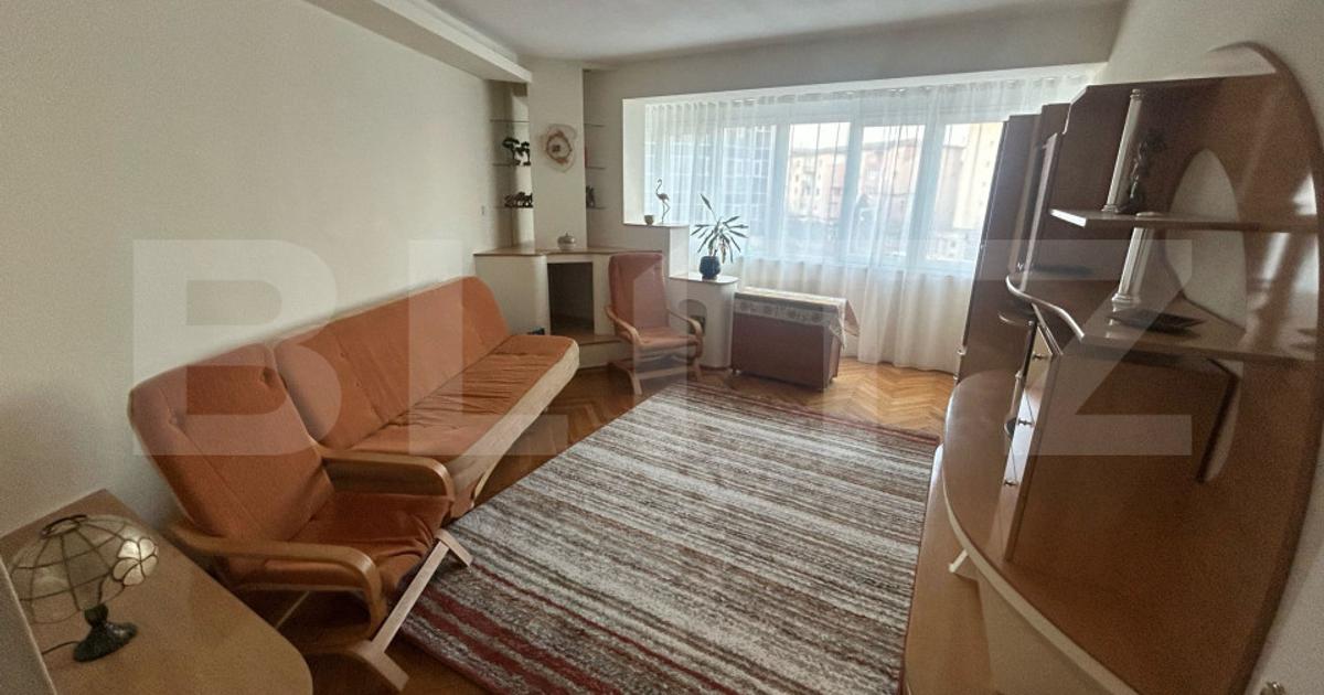 Apartament de inchiriat 3 camere, decomandat, 65 mp, zona Cetate