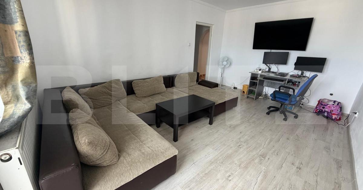 Apartament 3 camere, 65 mp, zona Cetate