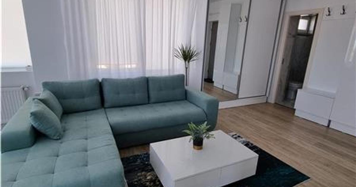 Apartament tip penthouse 2 camere si terasa proprie