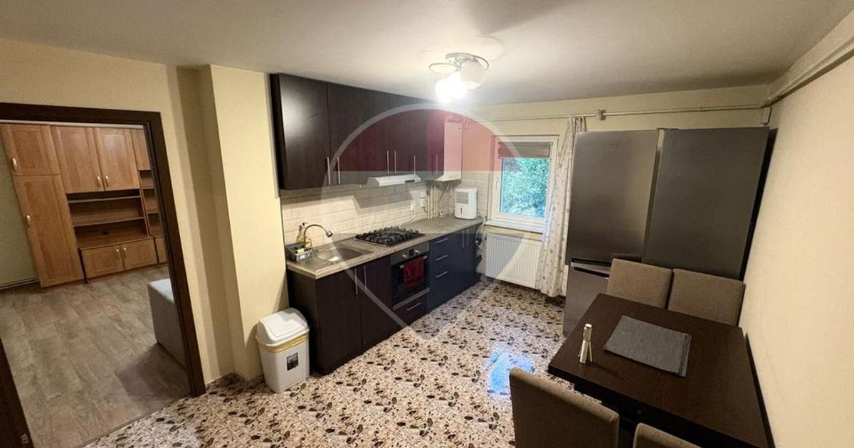 Apartament cu 3 camere de închiriat, zona Vlad Țepeș