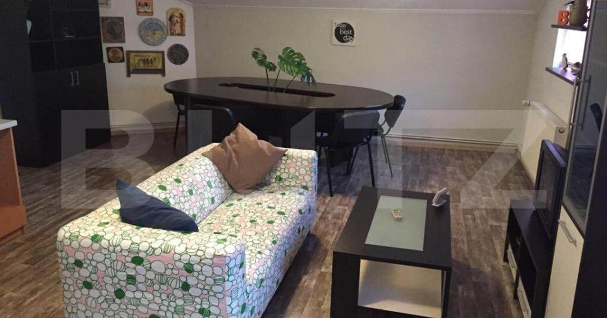 Apartament modern, 3 camere, 120 mp, curte proprie, loc de parcare privat