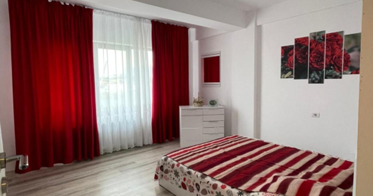 Apartament 3 camere, 62 mp, zona Ford