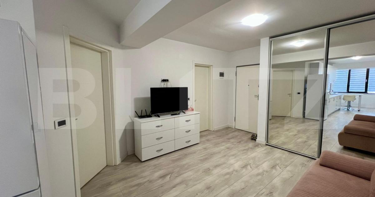 Apartament 2 camere semidecomandat, 54 mp, centrala zona Liceului de Chimie