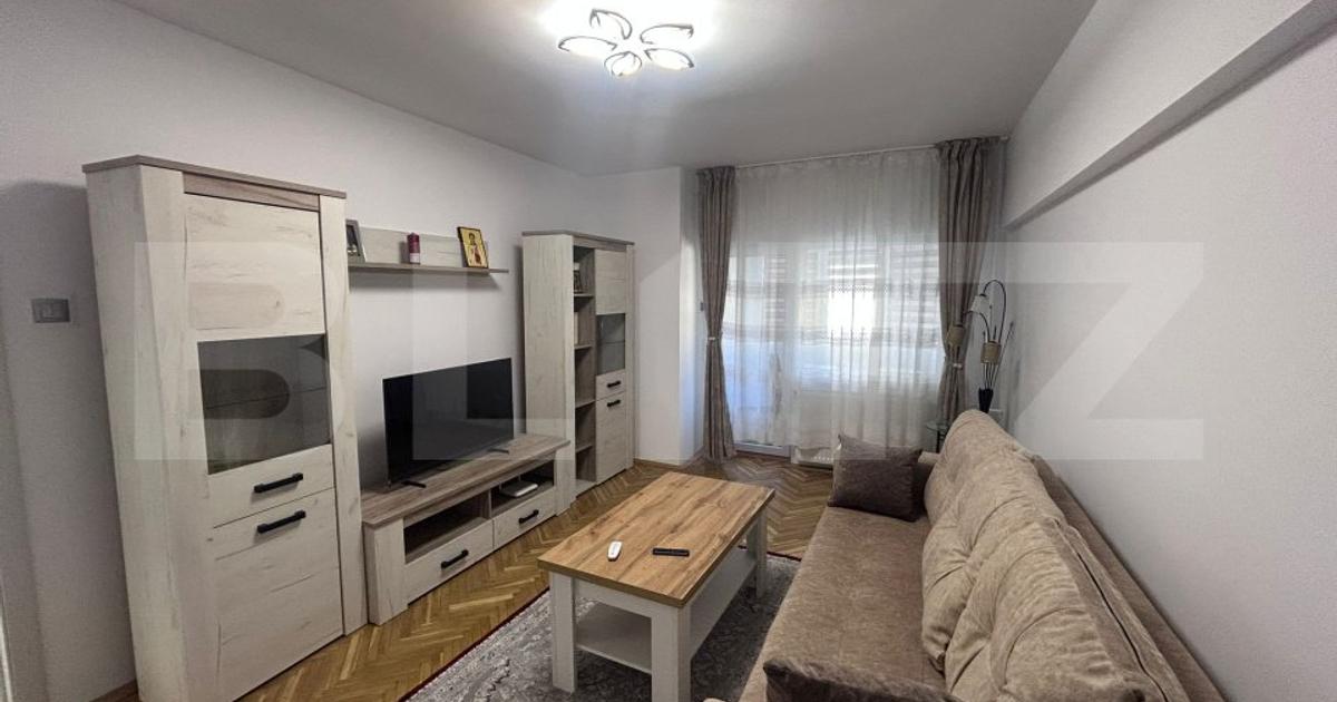 Apartament de inchiriat, cu 2 camere, 54 mp, zona ultracentra