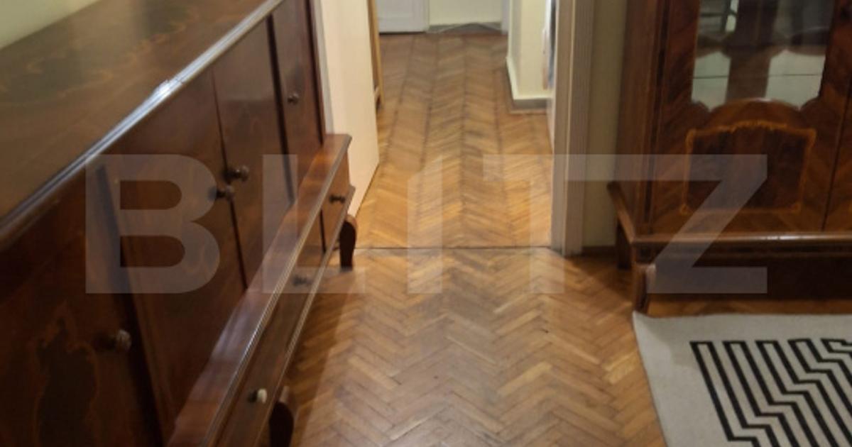 Apartament cu 3 camere, 70 mp, zona Bulevardul Dacia
