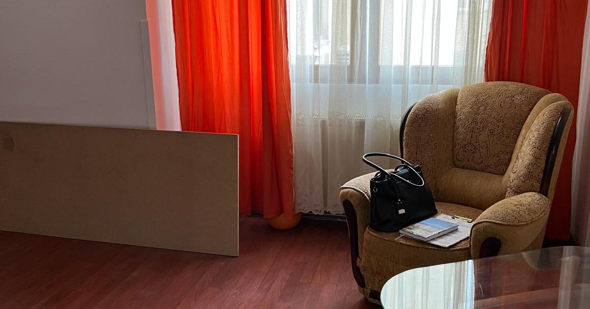 Apartament 4 camere, zonă centrală, Ploiești