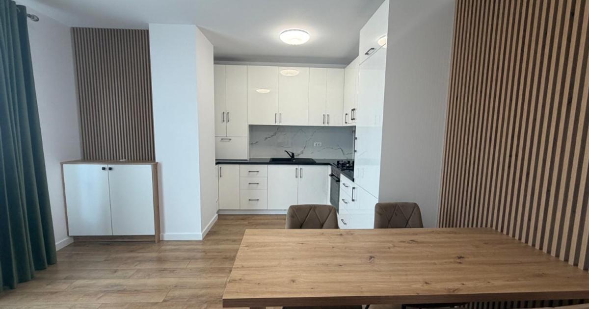 Apartament 3 camere , 70 mp, zona Radauti
