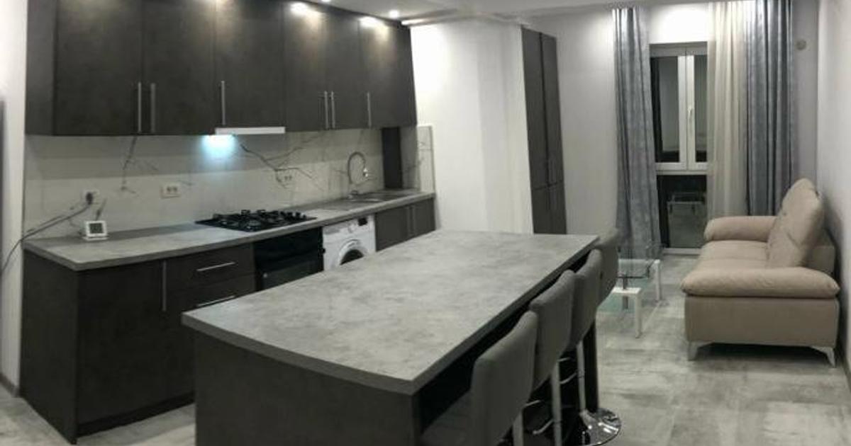Apartament de inchiriat , 4 camere ,90 mp, zona Radauti