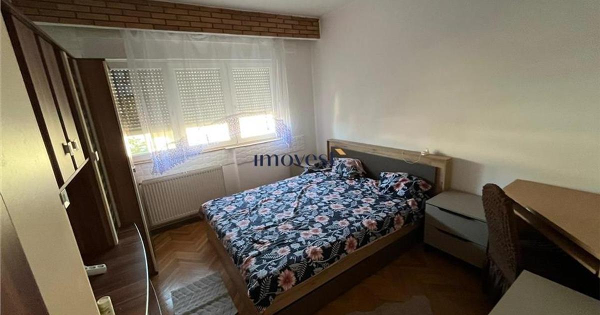 De inchiriat: Apartament cu 4 camare in zona Centrala