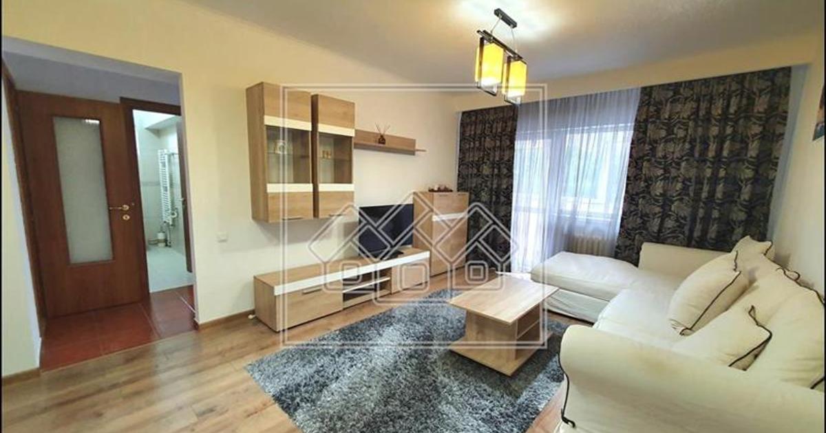 Apartament modern, decomandat, 2 balcoane, etaj 2/8 - Zona Centrala