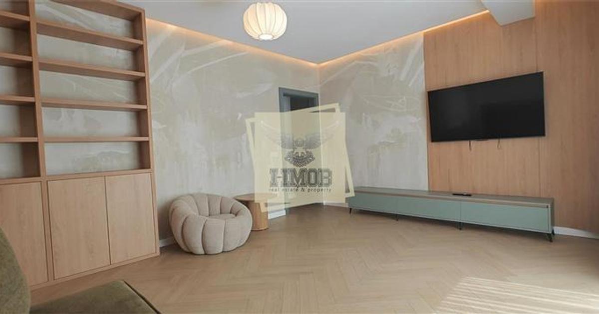 Penthouse cu 3 camere 3 bai si terasa 88 mp in zona Lazaret