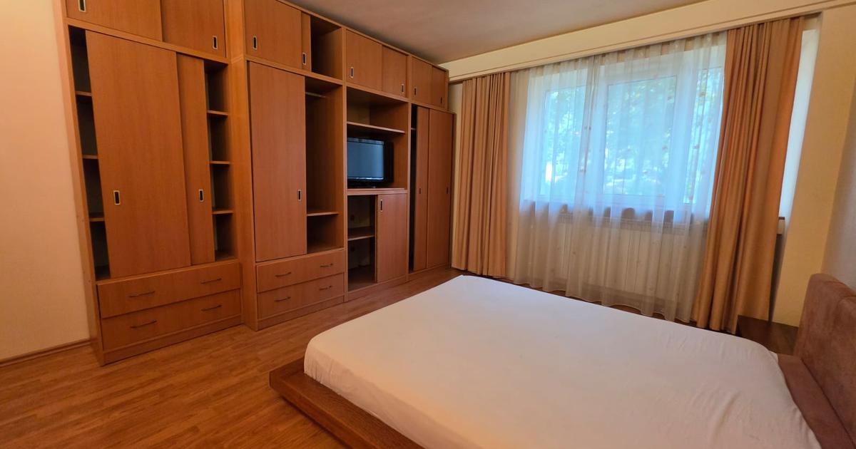 Apartament 3 camere Marasesti de inchiriat